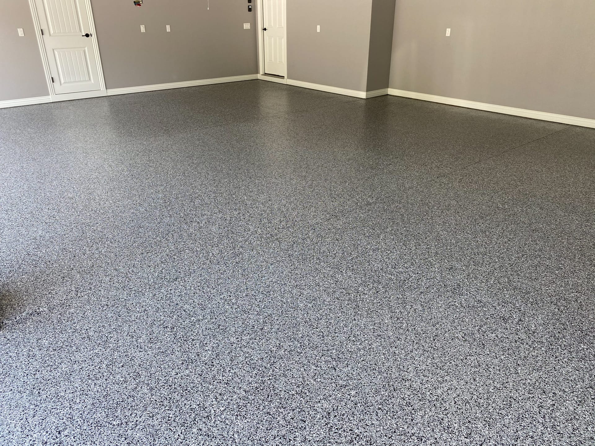Epoxy flake garage floor coating